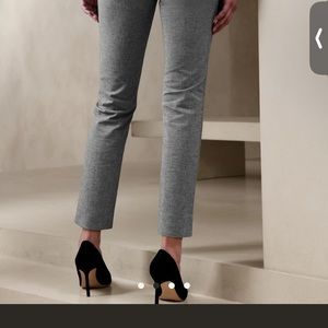 Women’s BANANA REPUBLIC SLOAN GRAY skinny PANTS